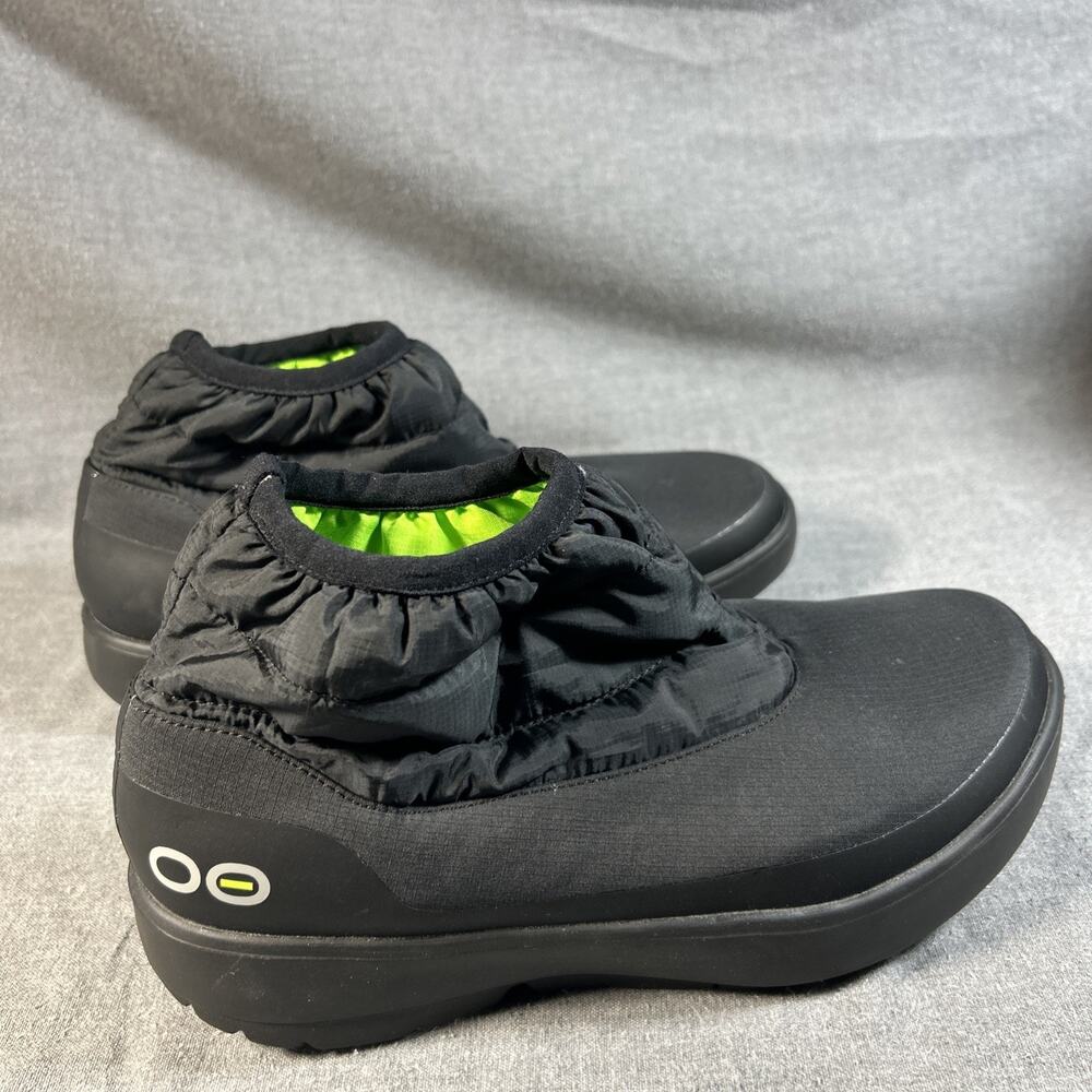 OOFOS OOmg Bootie Womens 9.5 Black Insulated Recovery Shoes Water Resistant